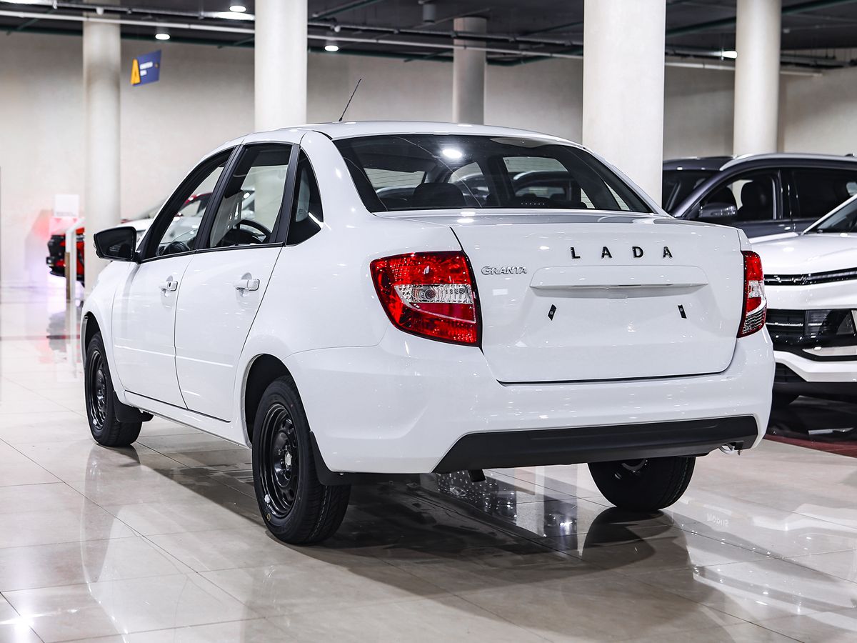 Купить Granta с пробегом